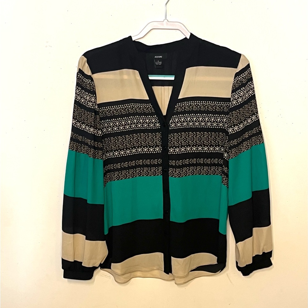 Alfani Black, Green, and Cream Graphic Button Down Blouse with cuffed sl…